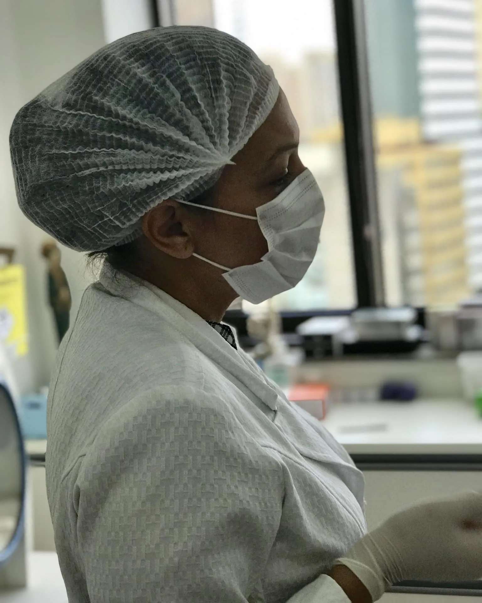 Retrato da Dra. Daniela Landim, dermatologista em São Paulo